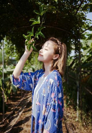 别墅里的轮换2获奖情况,办公室荡乳欲伦交换BD电影